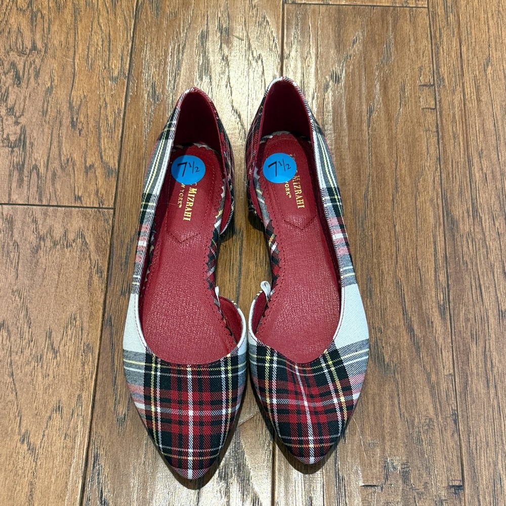 Isaac Mizrahi Tartan Plaid Flats, NWT, Sz 7.5